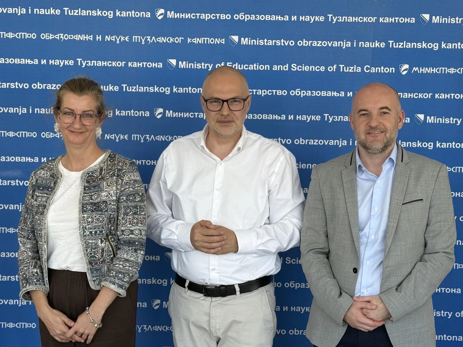 Ministar Omerović podržao implementaciju programa „Odrastimo zajedno“ u osnovnim školama