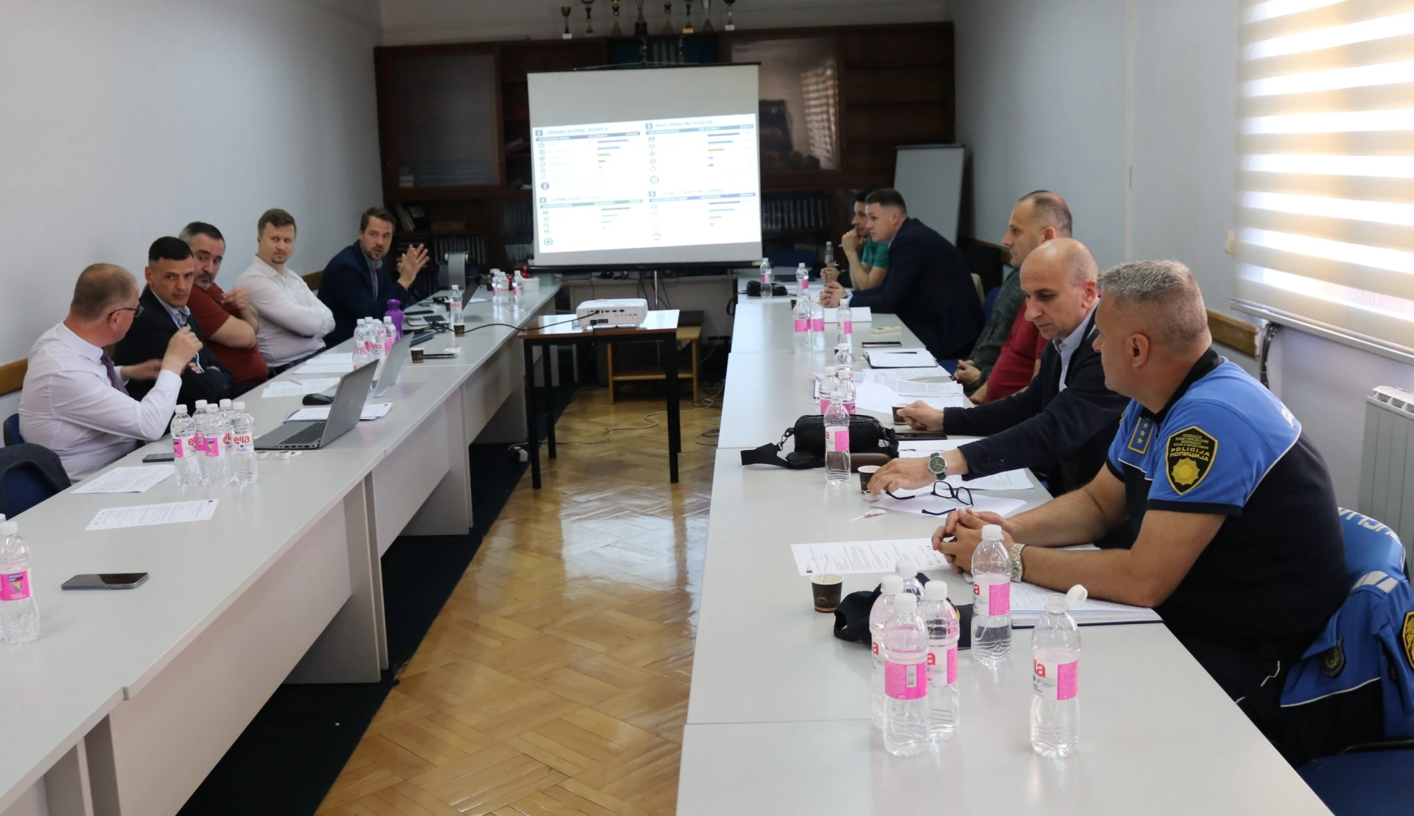 Održan okrugli sto na temu “Unapređenje kapaciteta agencija za provođenje zakona Tuzlanskog kantona u prevenciji korupcije”