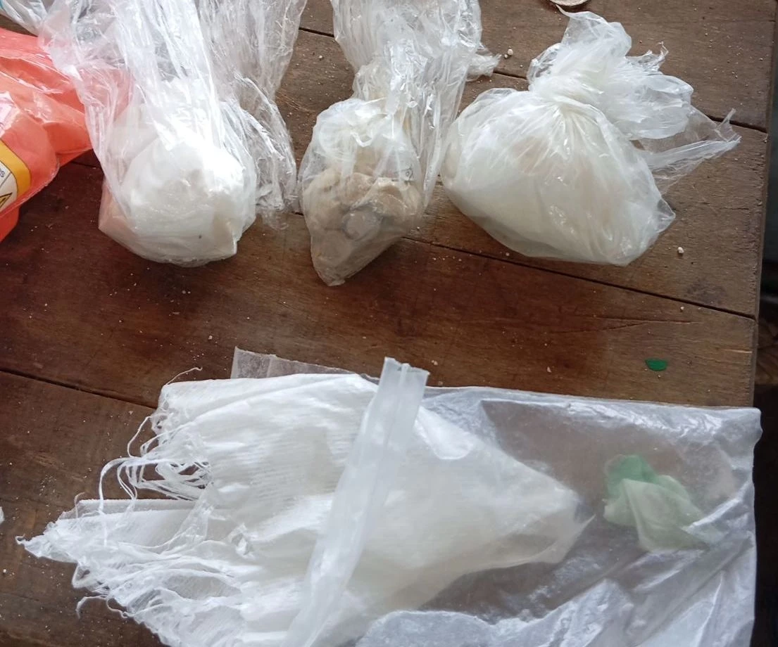Uprava policije MUP TK - U pretresima pronađena opojna droga, oduzeta sloboda licu iz Gračanice